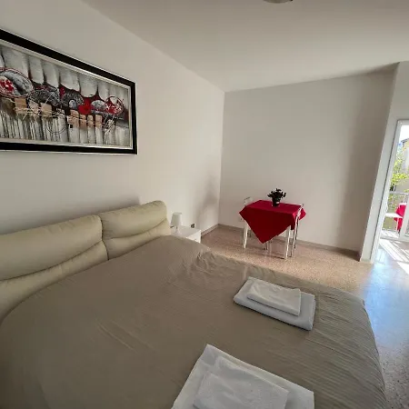 Apartment Casa Roma Rooms& Apartmens Padua